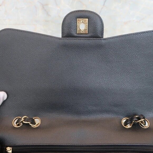 Authentic CHANEL JUMBO single flap black caviar leather shoulder bag 30cm - Picture 8 of 16